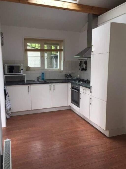 Heerlijk Huis In Een Prachtige Bosrijke Omgeving. Putten Εξωτερικό φωτογραφία