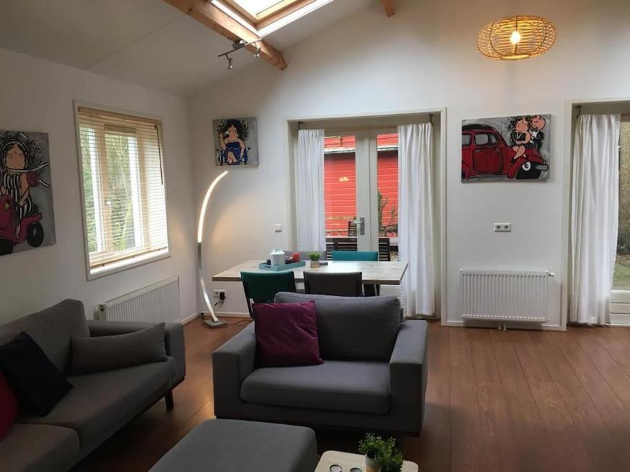 Heerlijk Huis In Een Prachtige Bosrijke Omgeving. Putten Εξωτερικό φωτογραφία